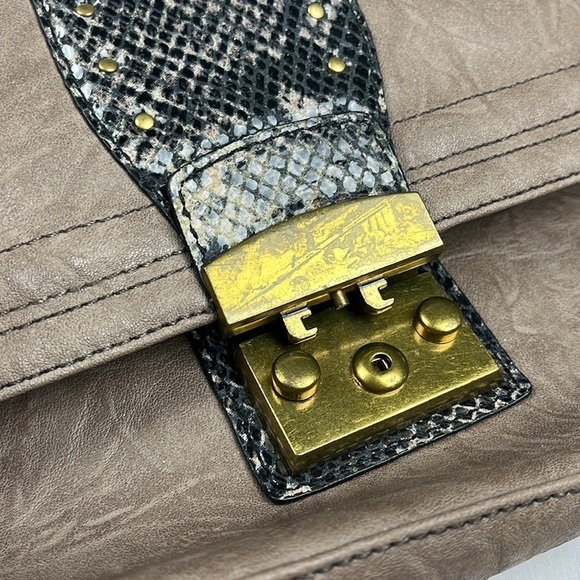 Kate Landry Taupe Snakeskin Details
Shoulder Purse - Picture 11 of 14
